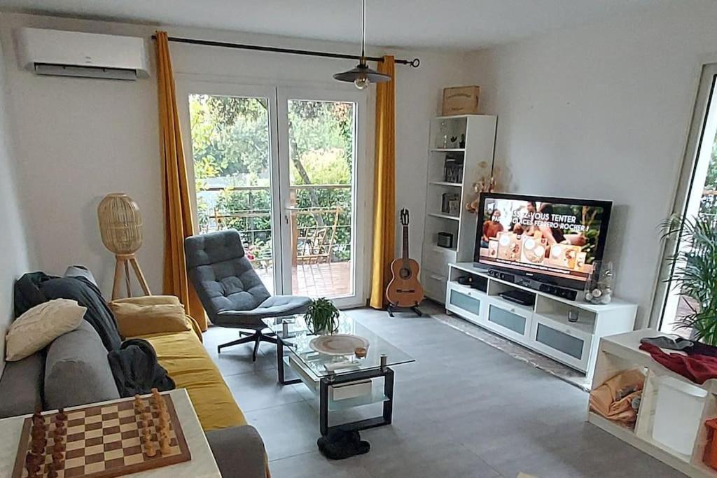 Villa Garrigue - Piscine, Parking, Maison Entiere Beaulieu  ภายนอก รูปภาพ